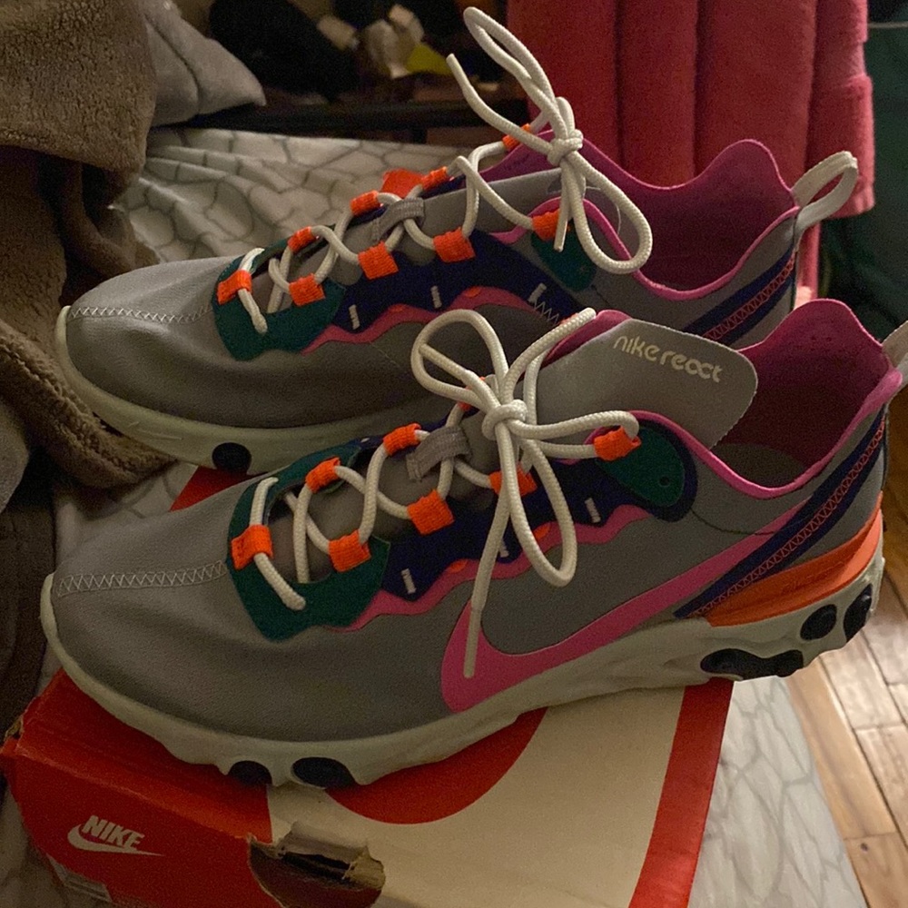 Nike React Element 55 preowned size 9.5 women